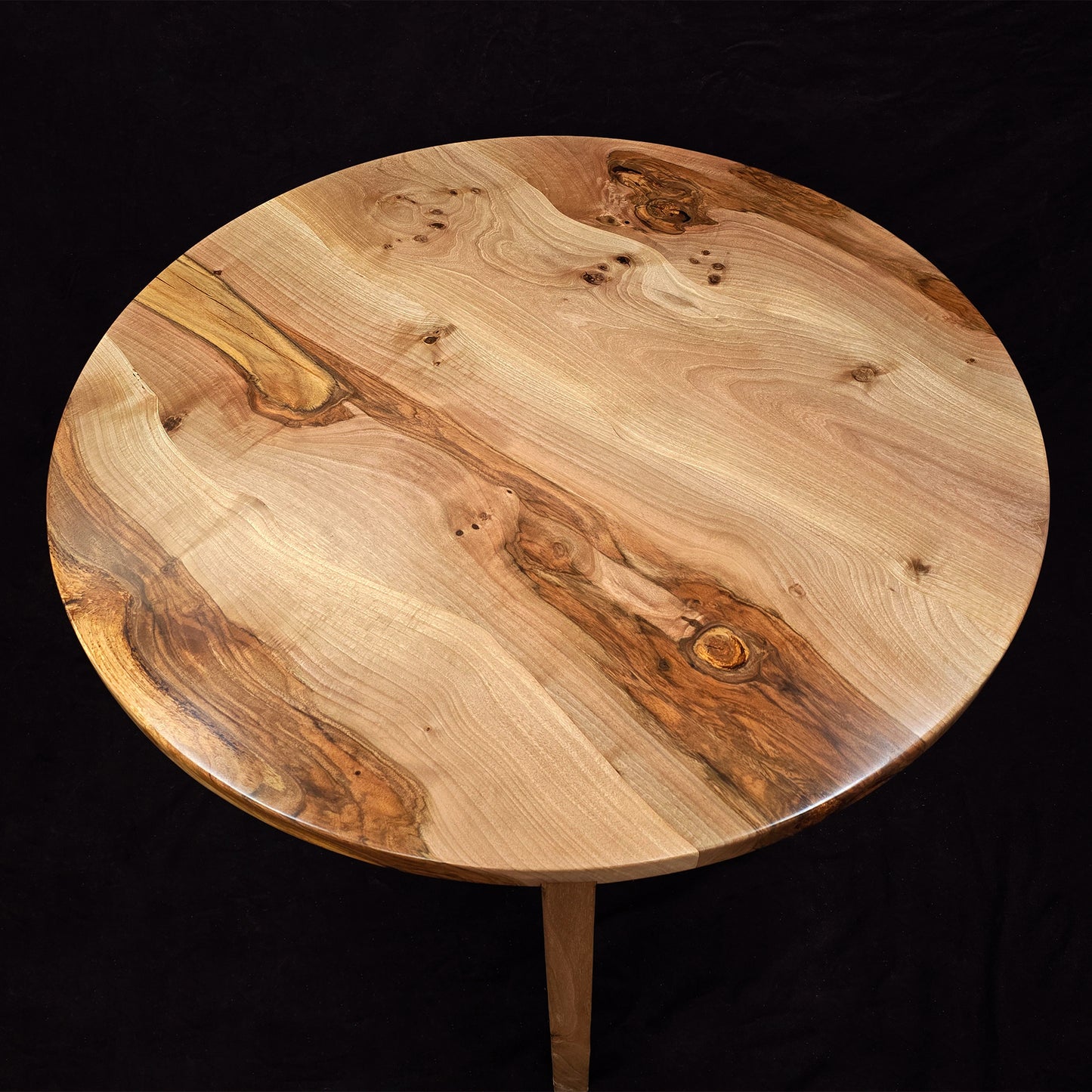 European Walnut Round Table